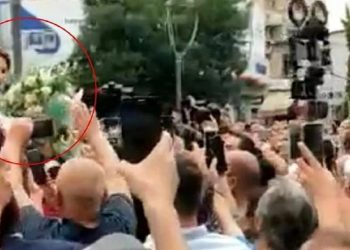 Akşener’e verdiği çiçek sonrası sürülen öğretmen sessizliğini bozdu