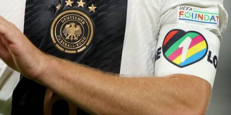 Almanya Futbol Federasyonu, FIFA'nın OneLove pazubendi yasağını CAS'a taşıyor