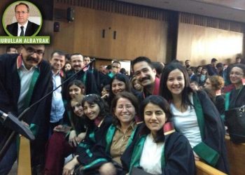 Avukatlar hakkında yalan söyleyenler diğerleri için doğru söyler mi?