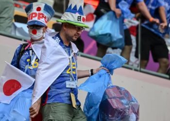 "Ayrıldığı yuvayı pisletmeyen" J﻿apon taraftar ve futbolcular