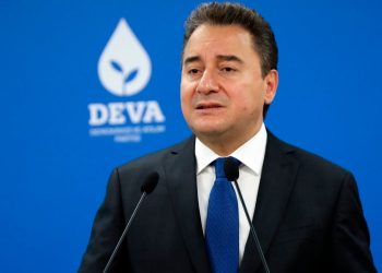 Babacan: 2017'de çıkıp konuşsam iyi olurmuş
