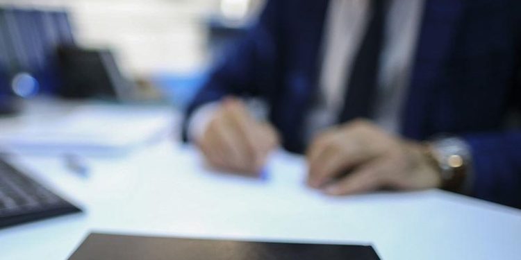 Bakan Bilgin duyurdu: Sözleşmeliden kadroya geçişte çerçeve genişletildi