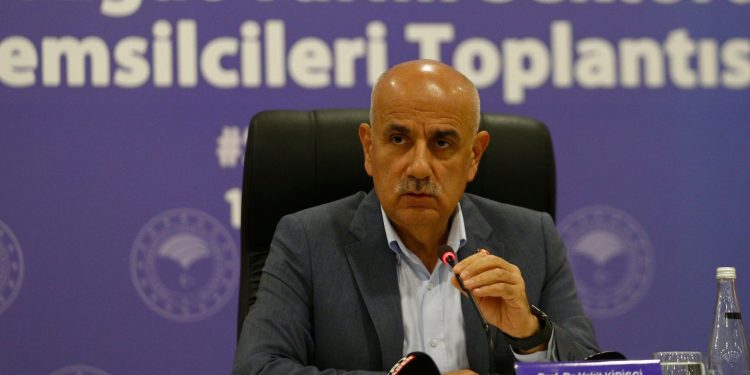 Bakan Kirişçi: Çocuklarımıza çobanlığın peygamber mesleği olduğunu öğretmek zorundayız