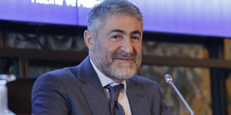 Bakan Nebati: '2 bin 916 rapor düzenleyerek suç duyurusunda bulunduk'