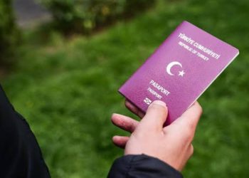 Bakanlık, AYM’nin kararına rağmen ‘pasaport tahdidi’ uygulamasına devam ediyor; işte belgesi
