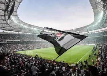 Beşiktaş-Antalyaspor maçı, ‘güvenlik’ gerekçesiyle ertelendi