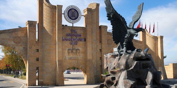 Bilimsel yayını sansürlenen akademisyene ‘sehven onay verildi’ gerekçesi