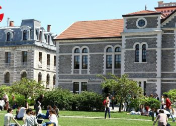 Boğaziçi’nde işe alım şartı: Erkek olmak