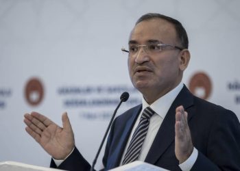 Bozdağ'dan TTB ve TMMOB açıklaması: Çalışmalarımızın sonuna geldik