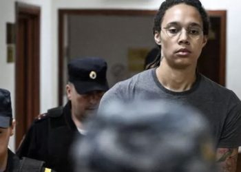 Brittney Griner: Rusya'da mahkum olan basketbol yıldızı zorunlu çalışma kampına gönderildi