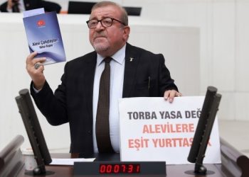 Bülbül: Alevi’siz Alevilik ile karşı karşıyayız
