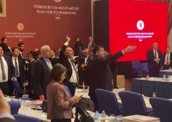 Bütçeyi sabote eden Soylu komisyonu terk etti