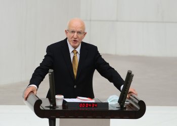 CHP’li Kaboğlu: Kimse yakınları nedeniyle zan altında bırakılamaz