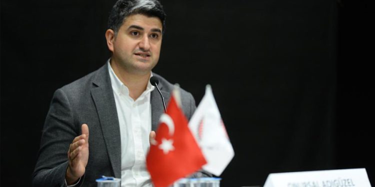 CHP’li Onursal Adıgüzel: ‘Seçmen listelerinde toplam 200 bin yabancı var’