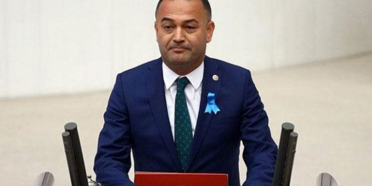 CHP'li Özgür Karabat: AKP ülkeyi çıkmazı sokuyor!