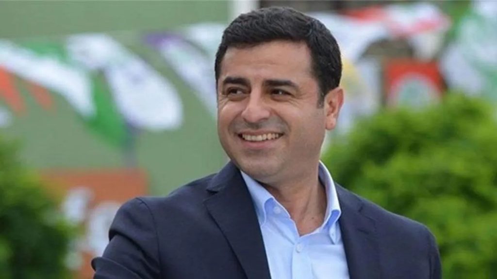 Demirtaş: Masum sivilleri hedef alan terör eylemini lanetliyorum