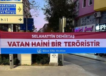 Demirtaş’ı hedef gösteren pankartlar için suç duyurusu