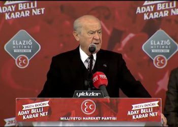 Devlet Bahçeli, miting meydanında tehdit etti: Bize sallanan parmakları kırarız!