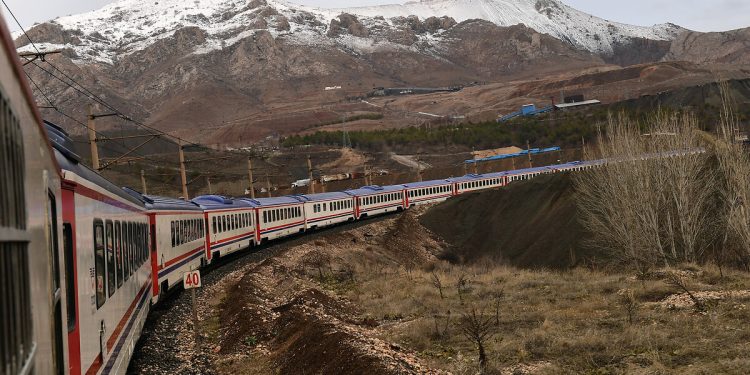 Doğu Ekspresi turistik bilet fiyatı bin 300 lira oldu