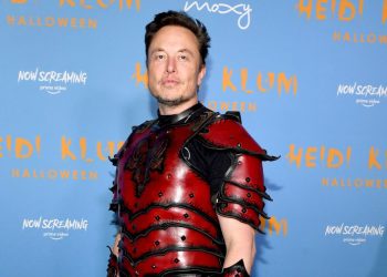 Elon Musk, Twitter’ın yönetim kurulunu feshetti; artık ‘tek yönetici’