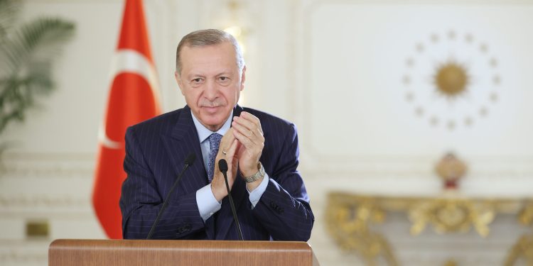Erdoğan: 100 liralık doğalgaz faturasının 75 lirasını biz karşılıyoruz