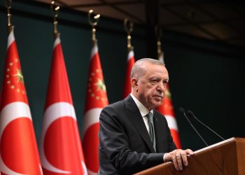 Erdoğan: Patlamada terör kokusu var