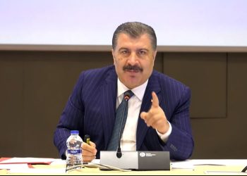 Erdoğan onayladı; tıp ve diş hekimliği son sınıf öğrencileri tam asgari ücret tutarında maaş alacak