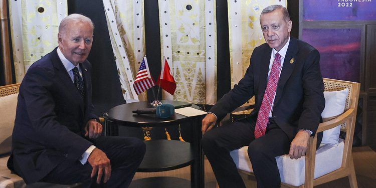 Erdoğan ve Biden, G20’de görüştü: Küresel konularda yakın koordinasyon konuşuldu