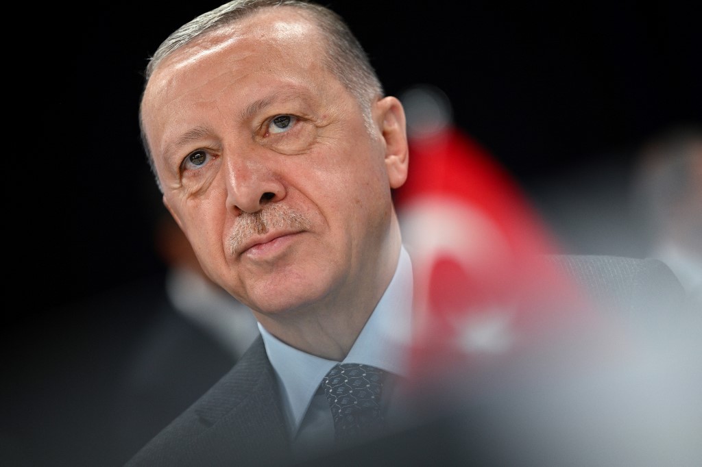 Erdoğan’dan İYİ Parti’ye ‘masayı terk et’ çağrısı