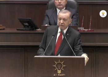 Erdoğan’dan Kılıçdaroğlu’na: Sıkıysa seçimde başörtülü adayları koy