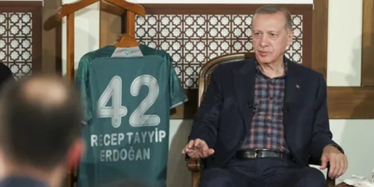 Erdoğan'dan Sisi ve Esad mesajı: Mısır ile iş yoluna girdiyse Suriye ile de girebilir