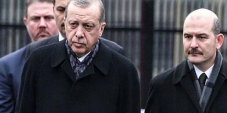 Erdoğan'ın 'Türkiye'yi uyuşturucuyla, mafyayla yan yana getirmek 5. kol faaliyetidir' sözlerine Ahmet Şık'tan jet yanıt