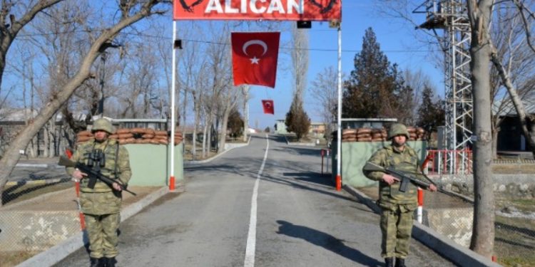 Ermenistan Dışişleri Bakanı Mirzoyan: Türkiye-Ermenistan sınırı yakında açılabilir