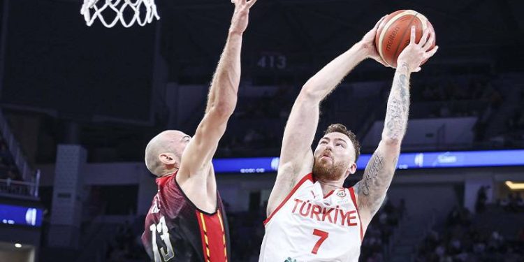 FIBA Dünya Kupası Elemeleri | 12 Dev Adam, Belçika'yı 34 sayı farkla geçti!