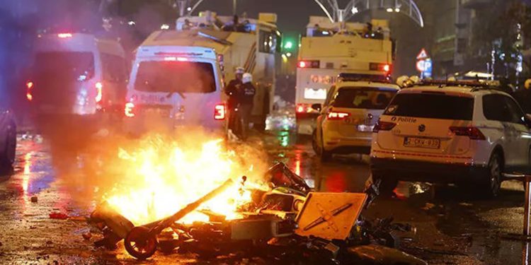 Fas maçı sonrası Belçika sokakları karıştı