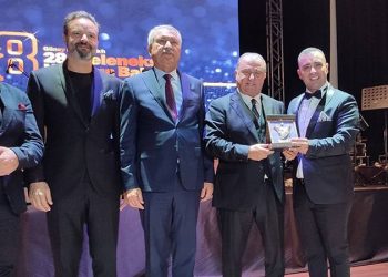 Fatih Terim'e "Güneyin İncisi" ödülü!