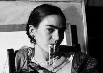 Frida Kahlo'nun çöpe attığı eseri 8,63 milyon dolara satıldı