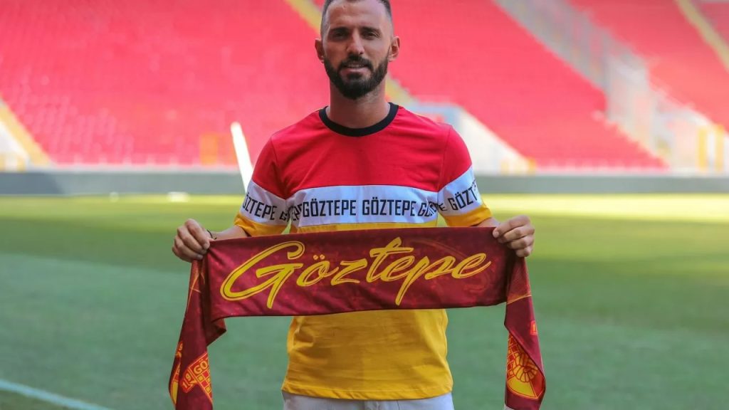 Göztepe'de Emre Çolak'la yollar ayrıldı