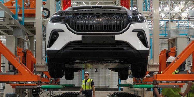 Gürcan Karakaş’tan TOGG itirafı: Halkın ulaşabileceği model, 2027’de üretilecek