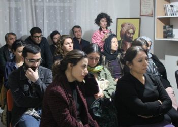 Hapisteki Yazarlar Günü: Kimyasala karşı durmalıyız