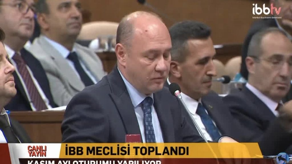 İBB Meclisi'nde 'küfür' tartışması: AKP sözcüsü ‘özür’ diledi