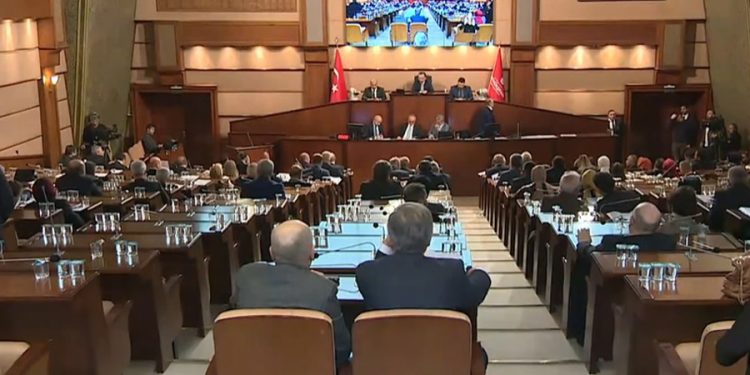 İBB’nin kentsel dönüşüm kira yardımının 4 bin 500 TL’ye yükseltme teklifini AKP reddetti