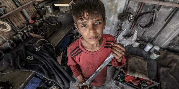 İSİG Meclisi: Son 10 yılda en az 616 çocuk, çalışırken yaşamını yitirdi