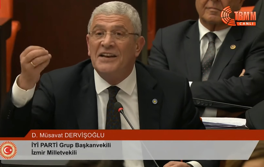 İYİ Partili Müsavat Dervişoğlu: ‘Anamızı belleyen kadıysa, kadıyı kime şikâyet edelim?’