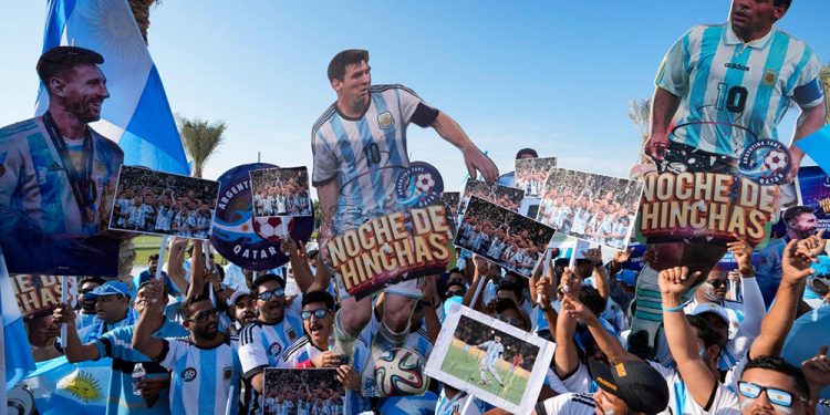 İlgi az; Katar, Dünya Kupası için Pakistanlı taraftar kiraladı