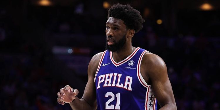 Joel Embiid'in kariyer rekorunu kırdı, NBA tarihine geçti!