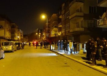 Kayseri'de bipolar hastası, 3 polis ve 1 bekçiyi bıçakladı