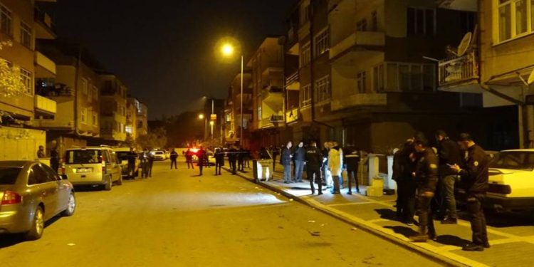 Kayseri'de bipolar hastası, 3 polis ve 1 bekçiyi bıçakladı