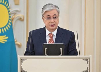 Kazakistan’daki erken cumhurbaşkanlığı seçimini ilk sonuçlara göre Tokayev kazandı