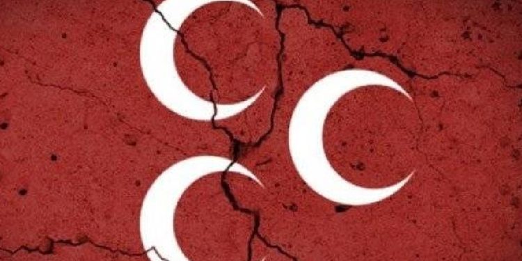 MHP Kars teşkilatında toplu istifa